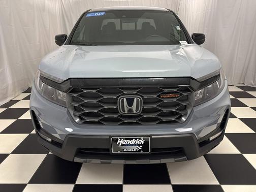 Sonic Gray Pearl 2025 Honda Ridgeline TrailSport