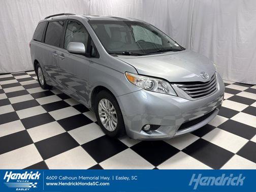 2015 Toyota Sienna XLE