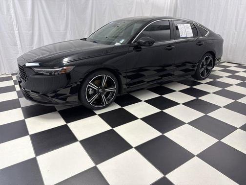 2023 Honda Accord Hybrid Base