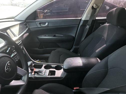 Sparkling Silver 2019 Kia Optima LX