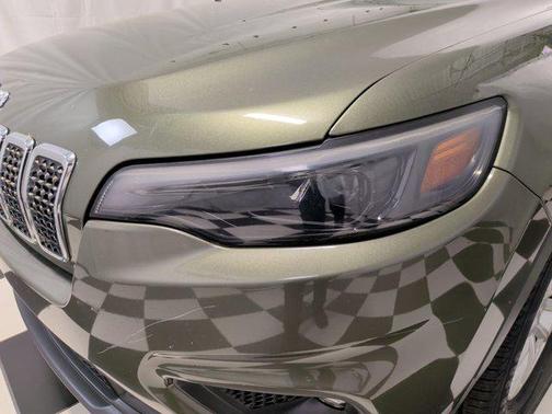 Olive Green Pearlcoat 2019 Jeep Cherokee Latitude