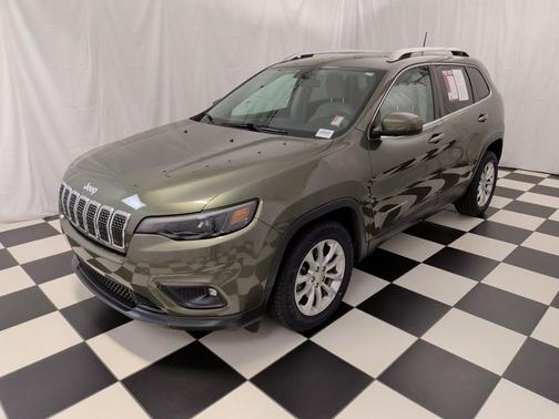 Olive Green Pearlcoat 2019 Jeep Cherokee Latitude