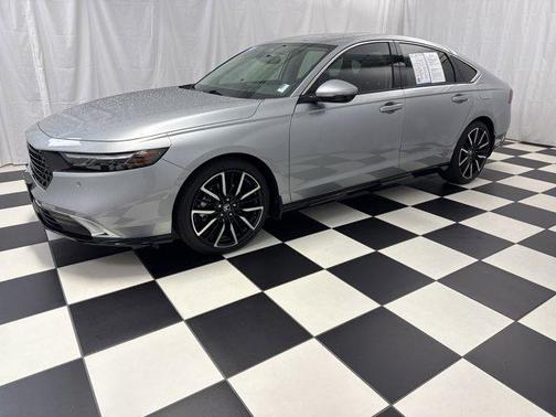 2023 Honda Accord Hybrid Touring