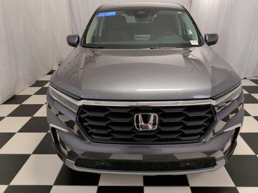 Modern Steel Metallic 2025 Honda Pilot EX-L