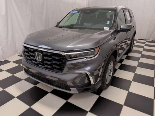 Modern Steel Metallic 2025 Honda Pilot EX-L