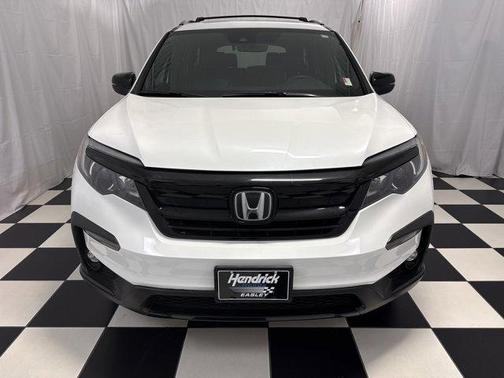 Platinum White Pearl 2022 Honda Pilot AWD TrailSport