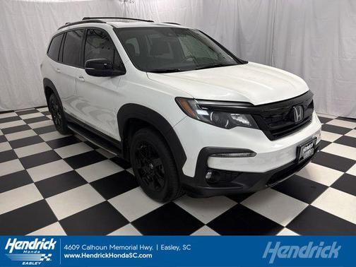 Platinum White Pearl 2022 Honda Pilot AWD TrailSport