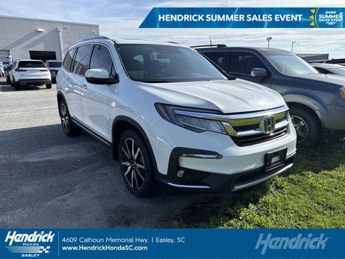 2022 Honda Pilot Touring 8-Passenger