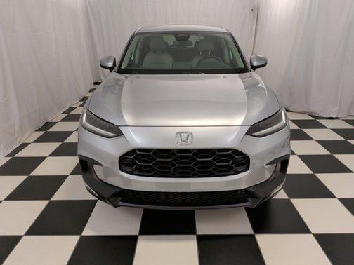 Solar Silver Metallic 2026 Honda HR-V LX