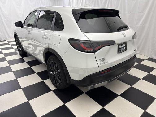 2025 Honda HR-V 2WD Sport