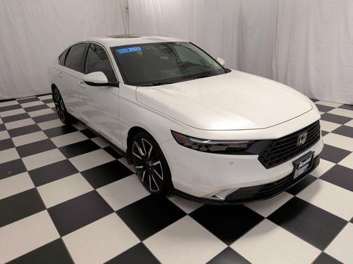 2023 Honda Accord Hybrid Touring