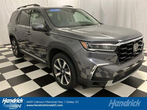 2023 Honda Pilot Touring 8-Passenger