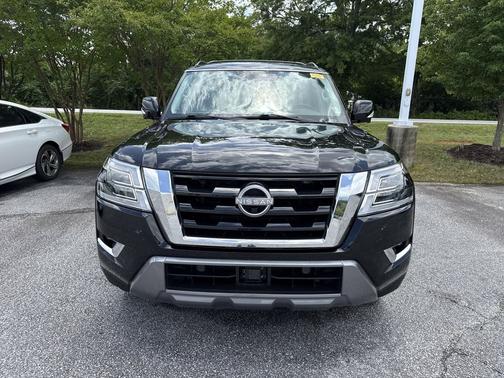 Super Black 2022 Nissan Armada SL 2WD