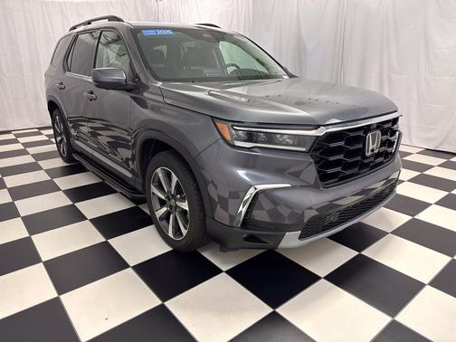 Modern Steel Metallic 2025 Honda Pilot Elite