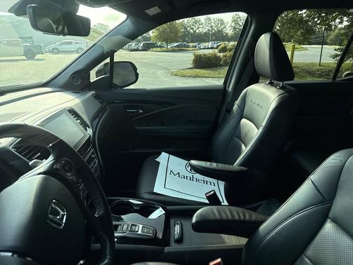 Crystal Black Pearl 2023 Honda Ridgeline Black