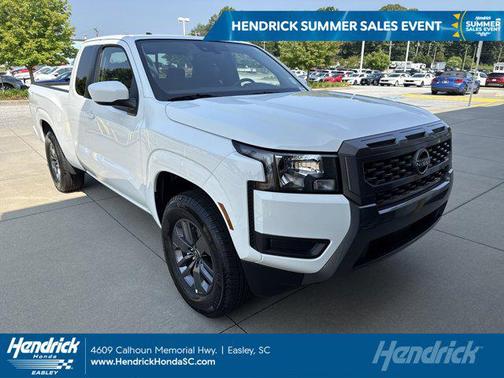 2025 Nissan Frontier SV