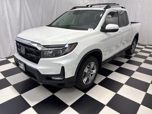 Platinum White Pearl 2026 Honda Ridgeline RTL