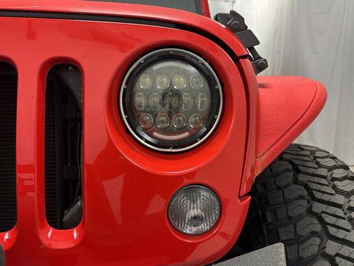 Firecracker Red Clearcoat 2016 Jeep Wrangler Unlimited Sport