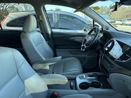 2021 Honda Pilot 2WD Special Edition