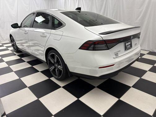 2025 Honda Accord Hybrid Base