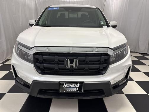 Platinum White Pearl 2025 Honda Ridgeline RTL