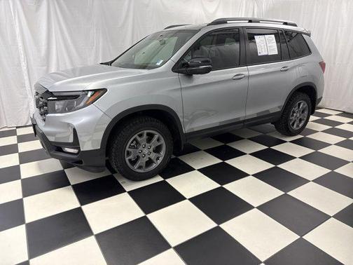 2025 Honda Passport AWD TrailSport