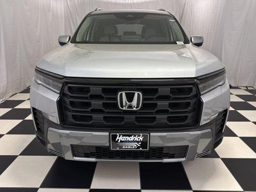 Solar Silver Metallic 2026 Honda Pilot EX-L