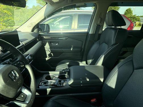 2023 Honda Pilot AWD Elite