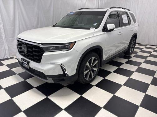 2023 Honda Pilot AWD Elite