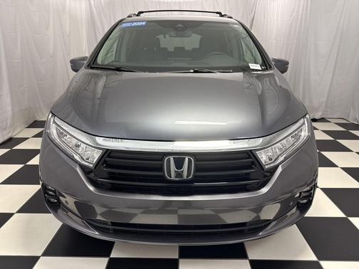 Modern Steel Metallic 2024 Honda Odyssey Elite
