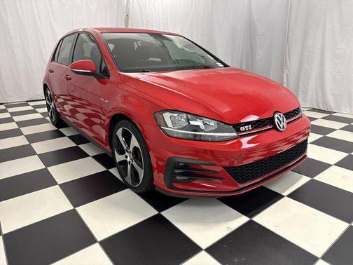 2018 Volkswagen Golf GTI 2.0T S 4-Door