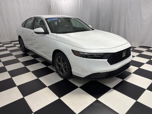 Platinum White Pearl 2025 Honda Accord LX 1.5T