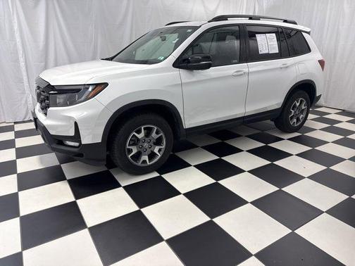 2022 Honda Passport AWD TrailSport