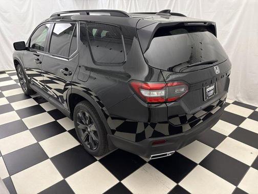 2025 Honda Pilot Sport