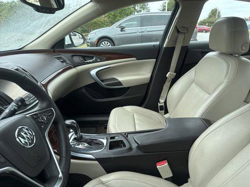 2017 Buick Regal Turbo Sport Touring