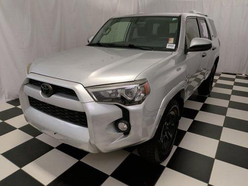 Classic Silver Metallic 2018 Toyota 4Runner SR5 Premium