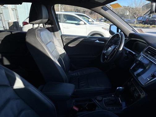2021 Volkswagen Tiguan 2.0T SEL R-Line 4MOTION
