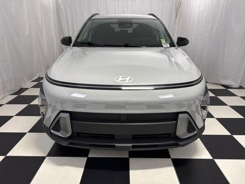 Cyber Gray Metallic 2026 Hyundai KONA SEL Sport