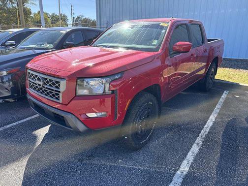 2023 Nissan Frontier SV