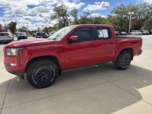 2023 Nissan Frontier SV