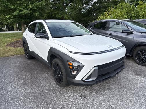 Atlas White 2026 Hyundai KONA SEL Sport