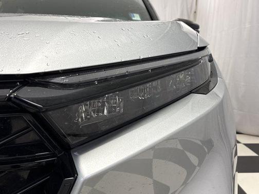 2024 Honda CR-V Hybrid Sport Touring AWD