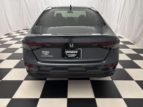Meteorite Gray Metallic 2026 Honda Accord SE