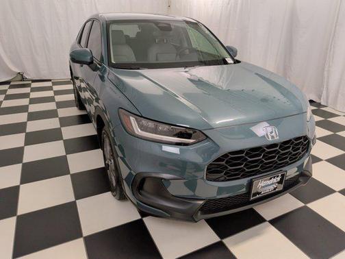 Nordic Forest Pearl 2026 Honda HR-V LX