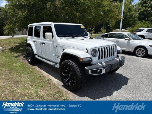 Bright White Clearcoat 2019 Jeep Wrangler Unlimited Sahara
