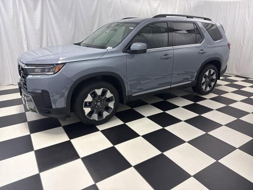 Sonic Gray Pearl 2026 Honda Pilot Elite
