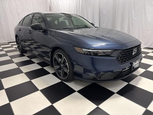 Canyon River Blue Metallic 2026 Honda Accord SE