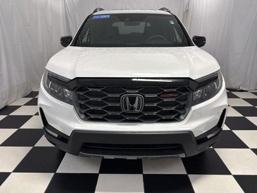 2023 Honda Passport AWD TrailSport