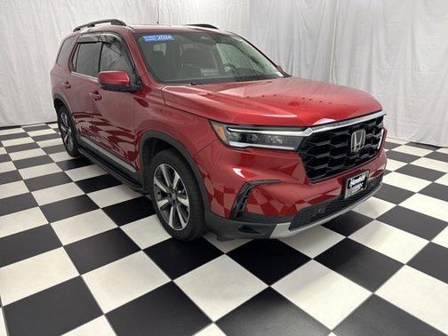 2024 Honda Pilot Touring 8-Passenger