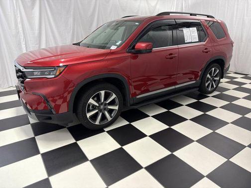 2024 Honda Pilot Touring 8-Passenger